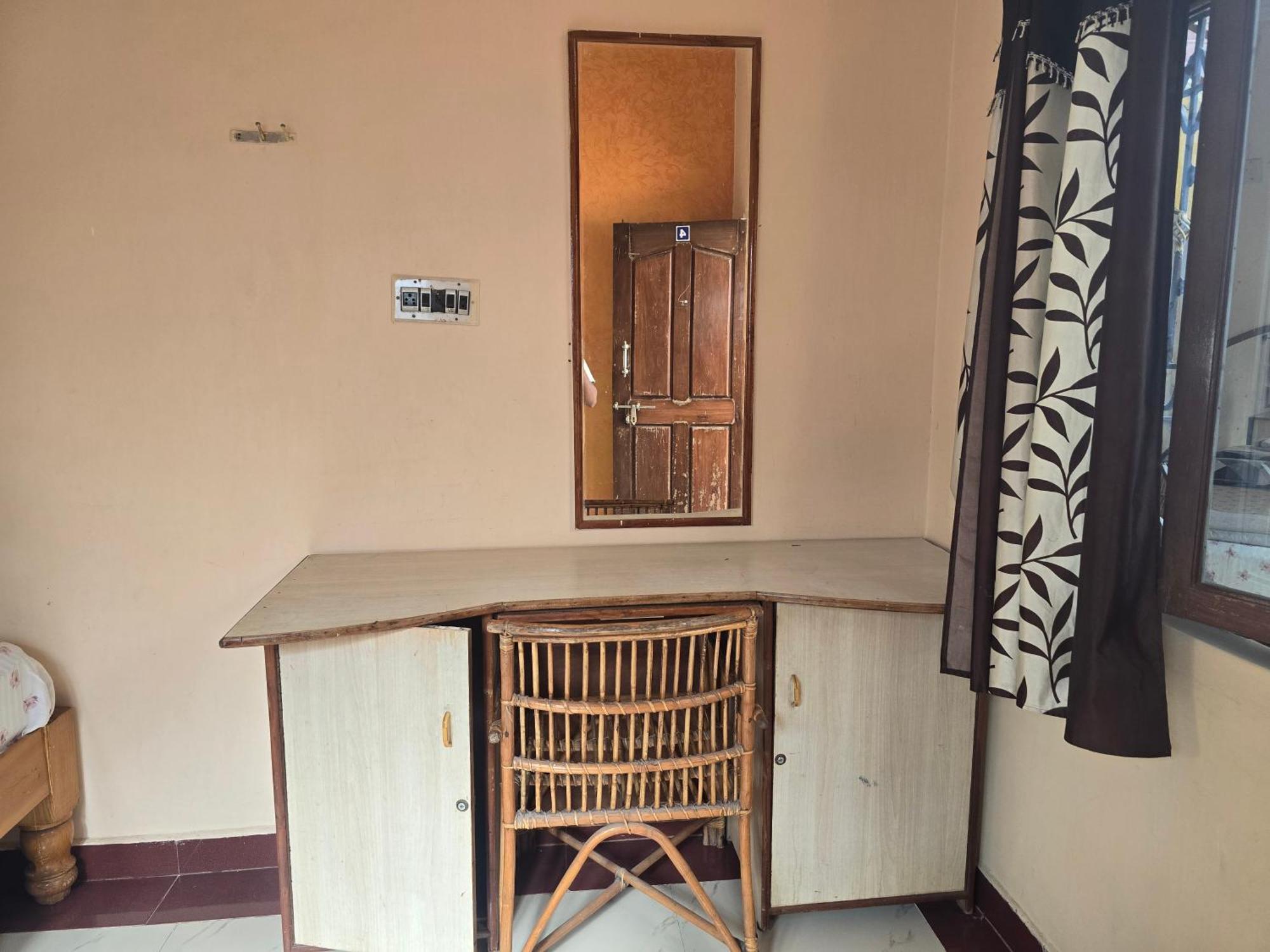 هامبي Lakshmi Heritage Tourist Home المظهر الخارجي الصورة